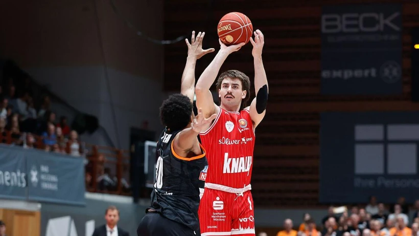 Zac Seljaas - 21 points - W vs euroleague team Alba Berlin!